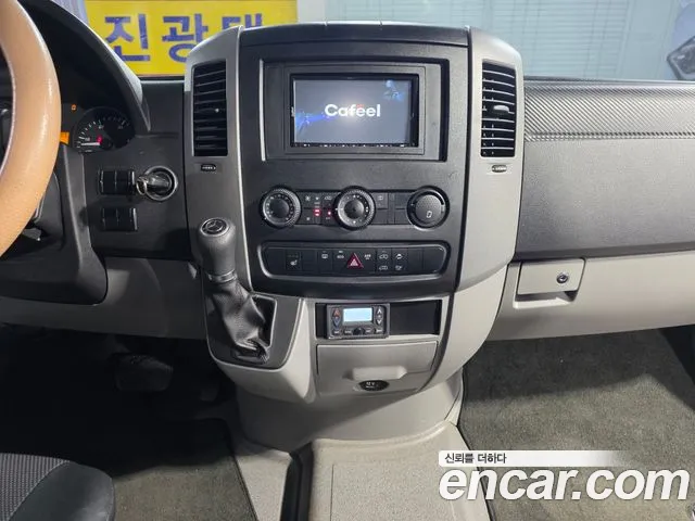 Mercedes-Benz Sprinter — интерьер