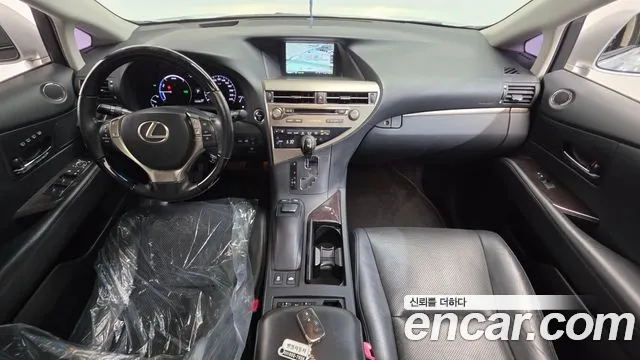 Lexus RX — интерьер
