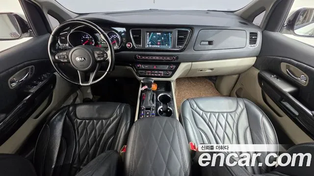 Kia Carnival — интерьер