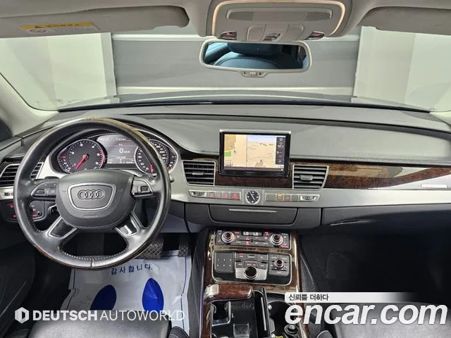 Audi A8 — интерьер
