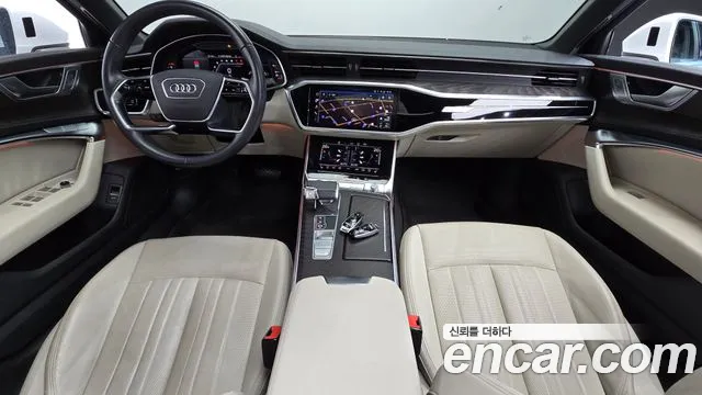 Audi A6 — интерьер