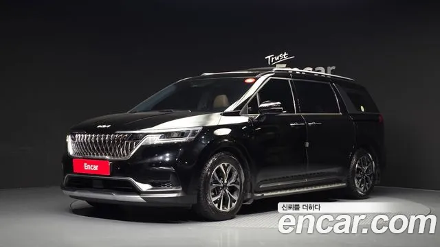 Kia Carnival — экстерьер