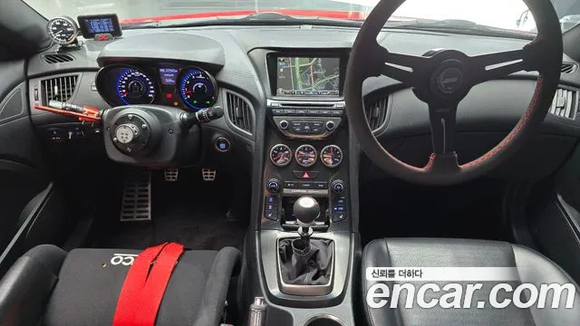 Hyundai Genesis — интерьер