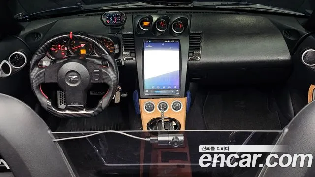 Nissan 350Z — интерьер