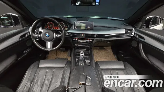 BMW X6 — интерьер