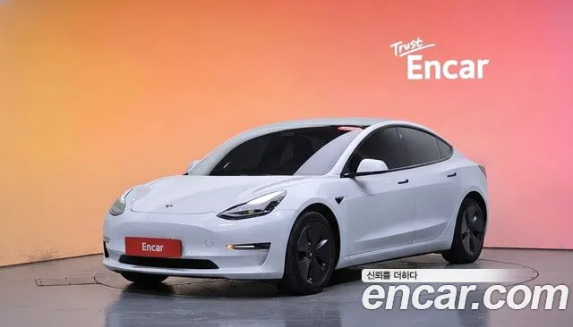 Tesla Model 3 — экстерьер