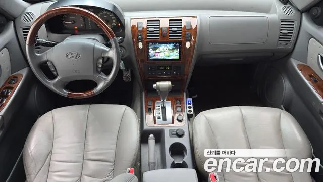 Hyundai Terracan — интерьер