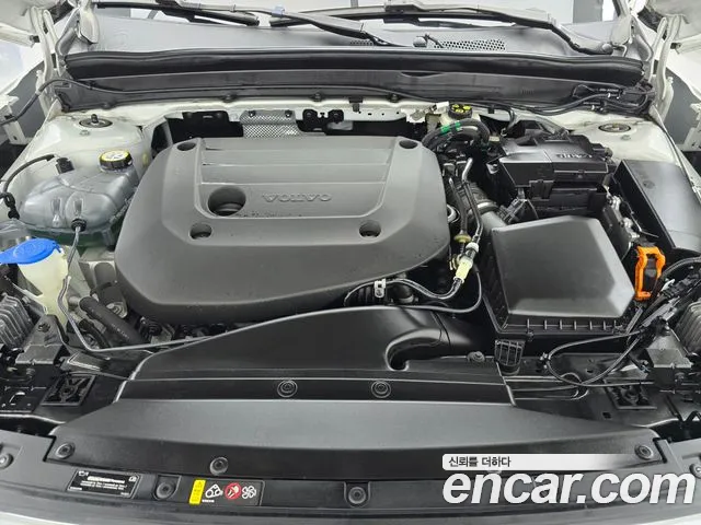Volvo XC40 — интерьер