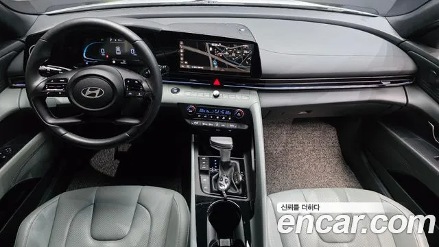 Hyundai Elantra — интерьер