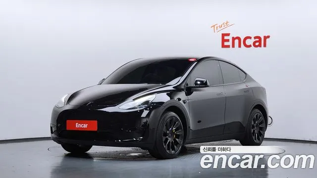 Tesla Model Y — экстерьер