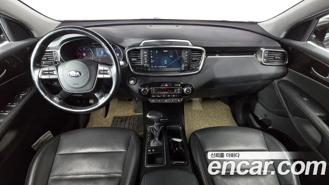 Kia Sorento — интерьер