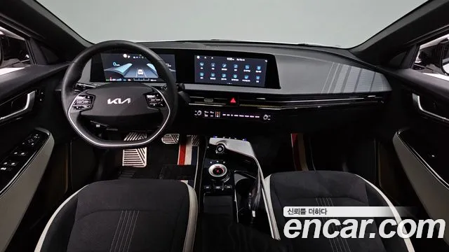 Kia EV6 — интерьер