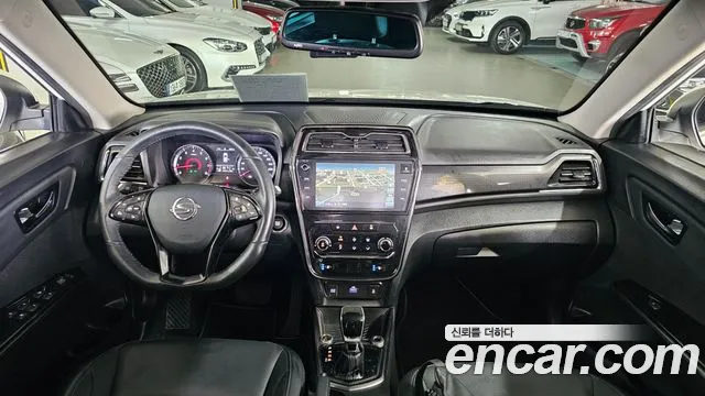 KG Mobility Tivoli — интерьер