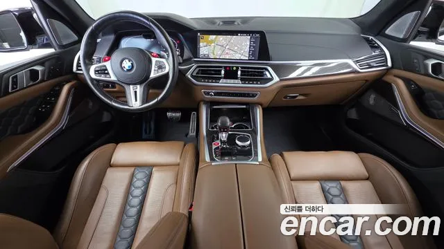 BMW X5M — интерьер