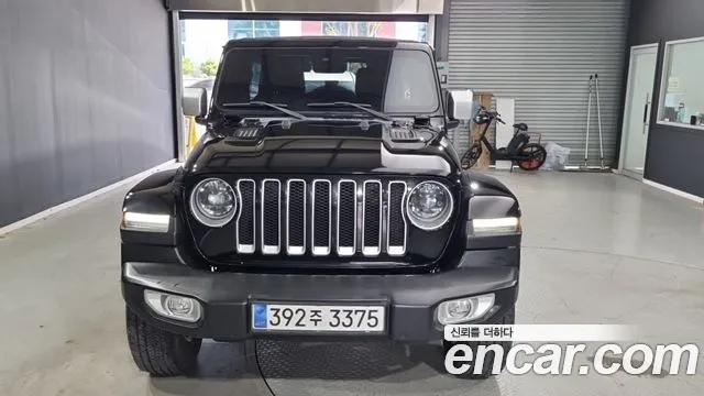 Jeep Wrangler — экстерьер