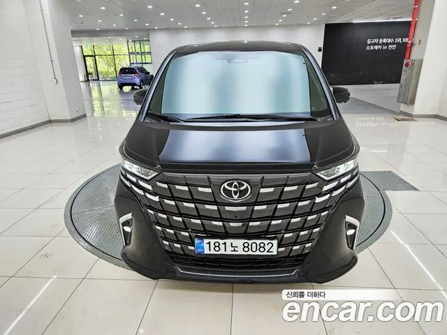Toyota Alphard — экстерьер