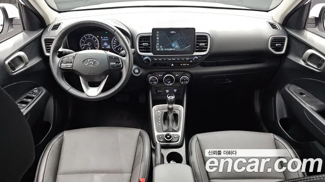 Hyundai Venue — интерьер