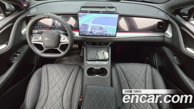 BYD Sea Lion 7 — интерьер