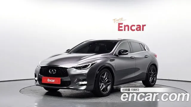 Infiniti Q30 — экстерьер