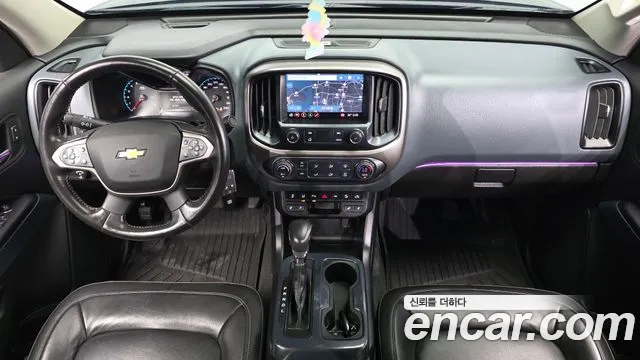 Chevrolet Korea Colorado — интерьер