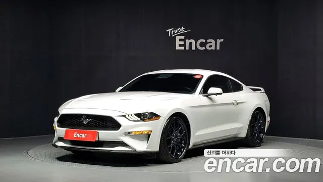 Ford Mustang — экстерьер