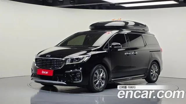 Kia Carnival — экстерьер