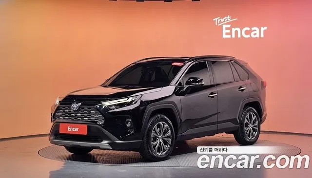 Toyota RAV4 — экстерьер