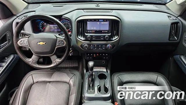 Chevrolet Korea Colorado — интерьер