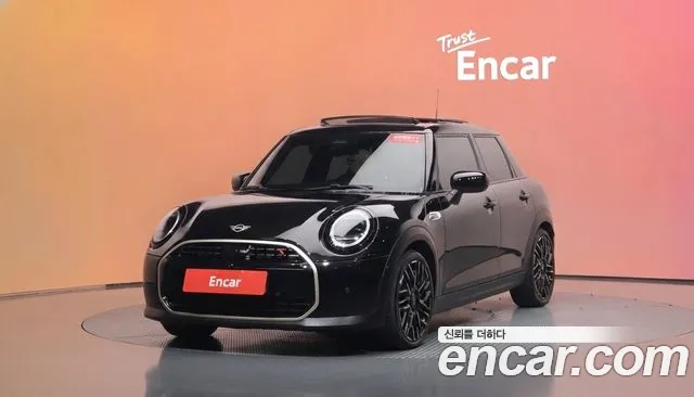 MINI Cooper — экстерьер