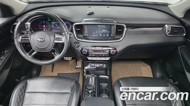 Kia Sorento — интерьер