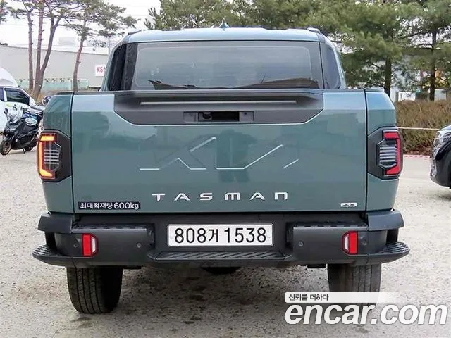 Kia Tasman — интерьер