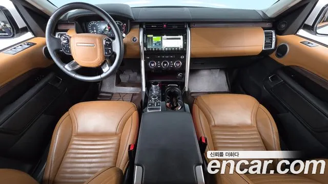 Land Rover Discovery — интерьер