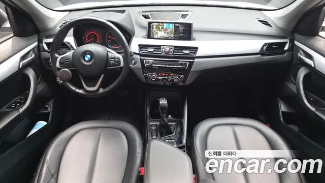 BMW X1 — интерьер