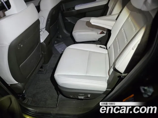 Hyundai Santa Fe — интерьер