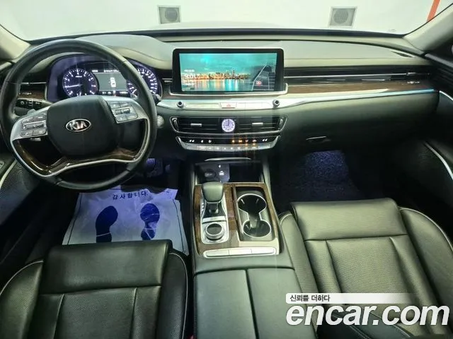 Kia K9 — интерьер