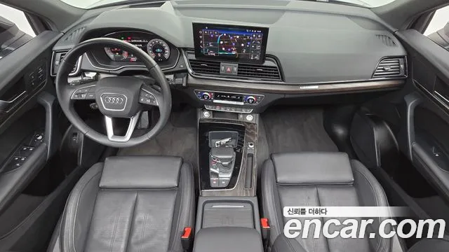 Audi Q5 — интерьер