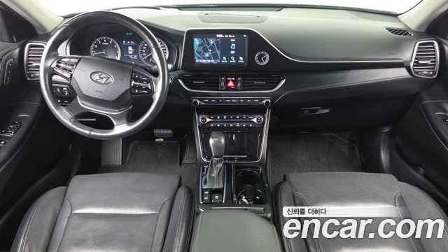 Hyundai Grandeur — интерьер