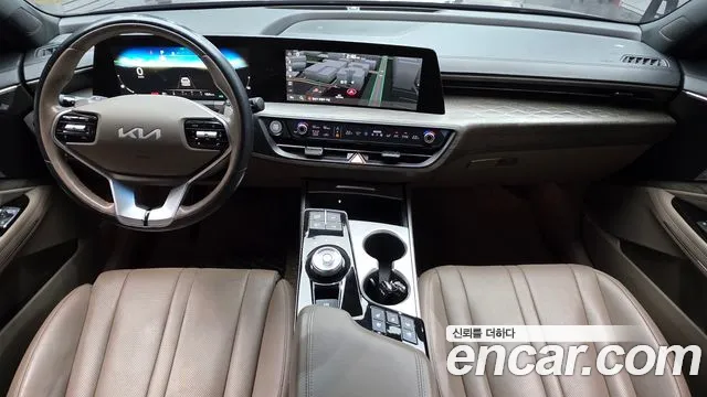 Kia K8 — интерьер