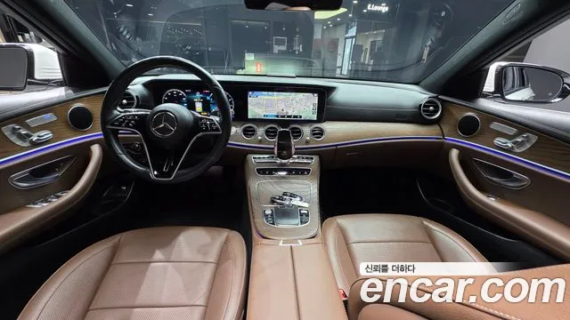 Mercedes-Benz E-класс — интерьер