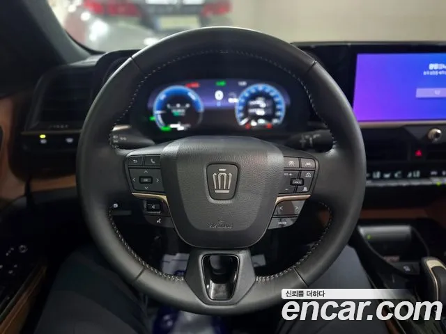 Toyota Crown — интерьер