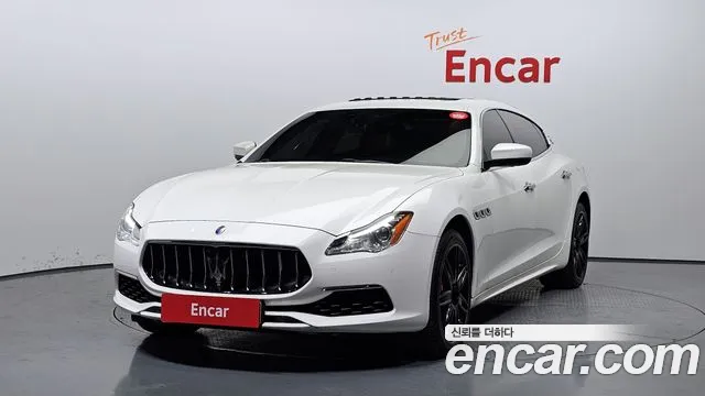 Maserati Quattroporte