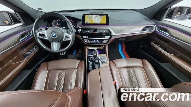 BMW Gran Turismo GT — интерьер