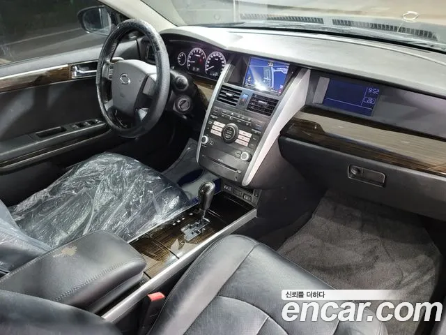 Renault Korea SM7 — интерьер