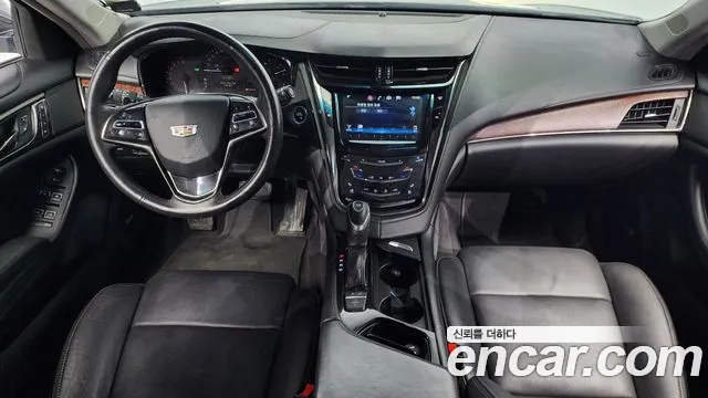 Cadillac CTS — интерьер