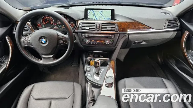 BMW 3 серия — интерьер