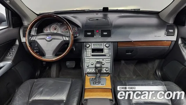 Volvo XC90 — интерьер