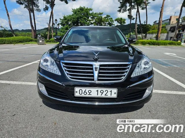Hyundai Equus