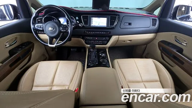 Kia Carnival — интерьер