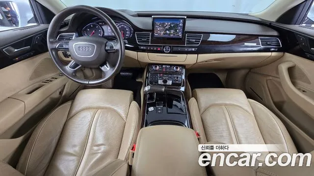 Audi A8 — интерьер