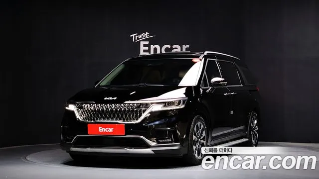 Kia Carnival — экстерьер